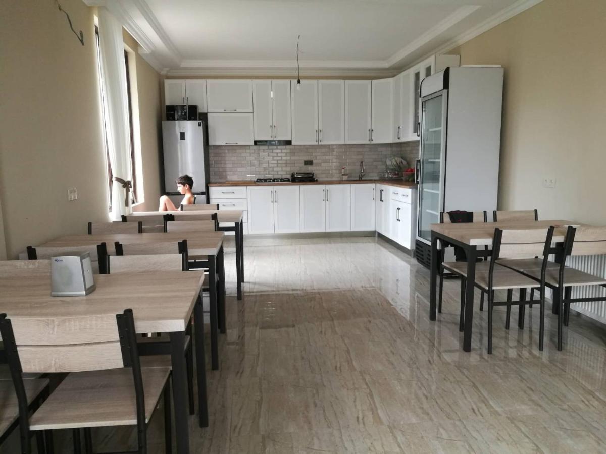 Mate'S Guest House Kobuleti Εξωτερικό φωτογραφία